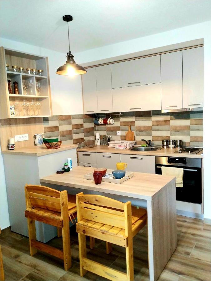 Bebop Apartman Apartment โกตอร์ ภายนอก รูปภาพ